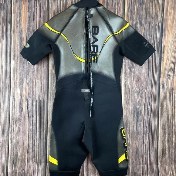 Bare Mens Spring Shorty Wetsuit Size Medium Plazma 2mm - Picture 4 of 6